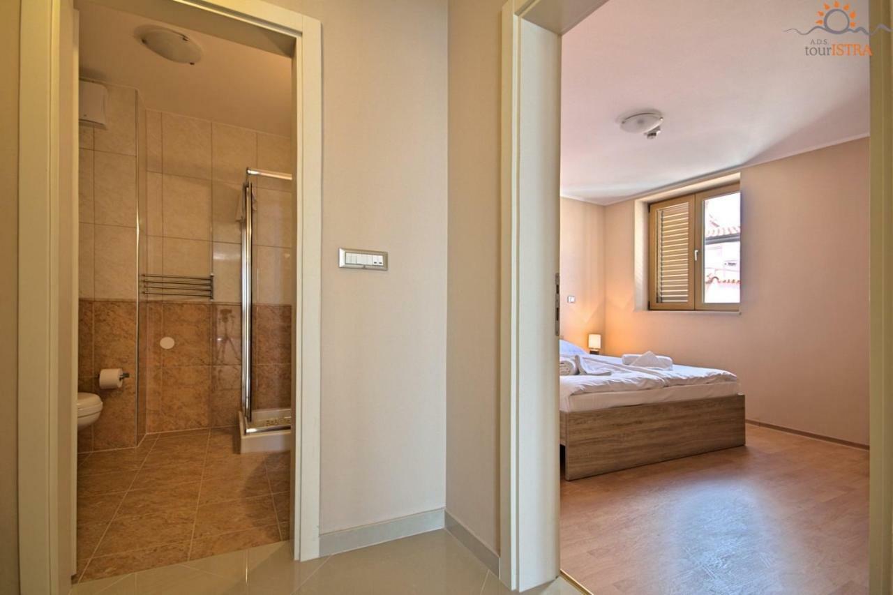 Rotonda Inn Novigrad Novigrad  Bagian luar foto