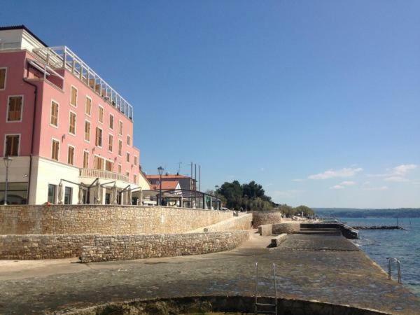 Rotonda Inn Novigrad Novigrad  Bagian luar foto