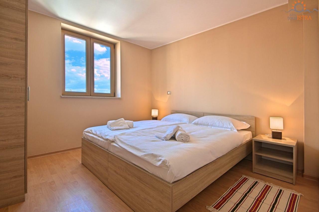 Rotonda Inn Novigrad Novigrad  Bagian luar foto