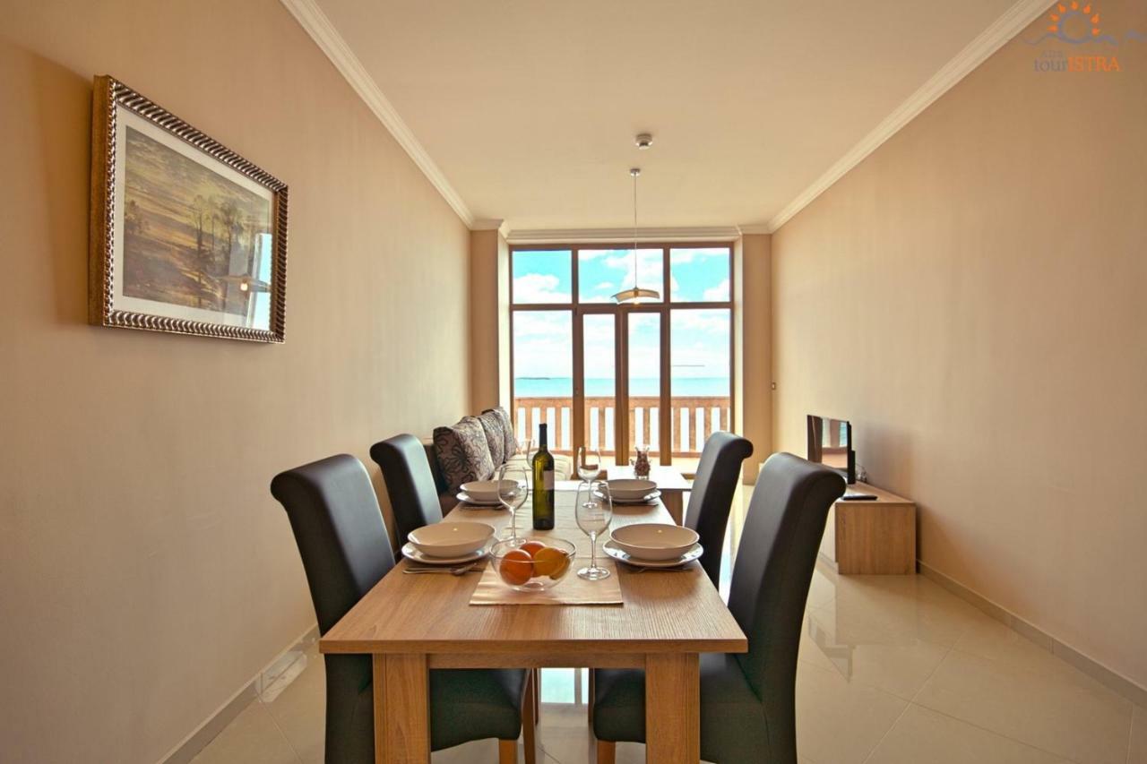 Rotonda Inn Novigrad Novigrad  Bagian luar foto