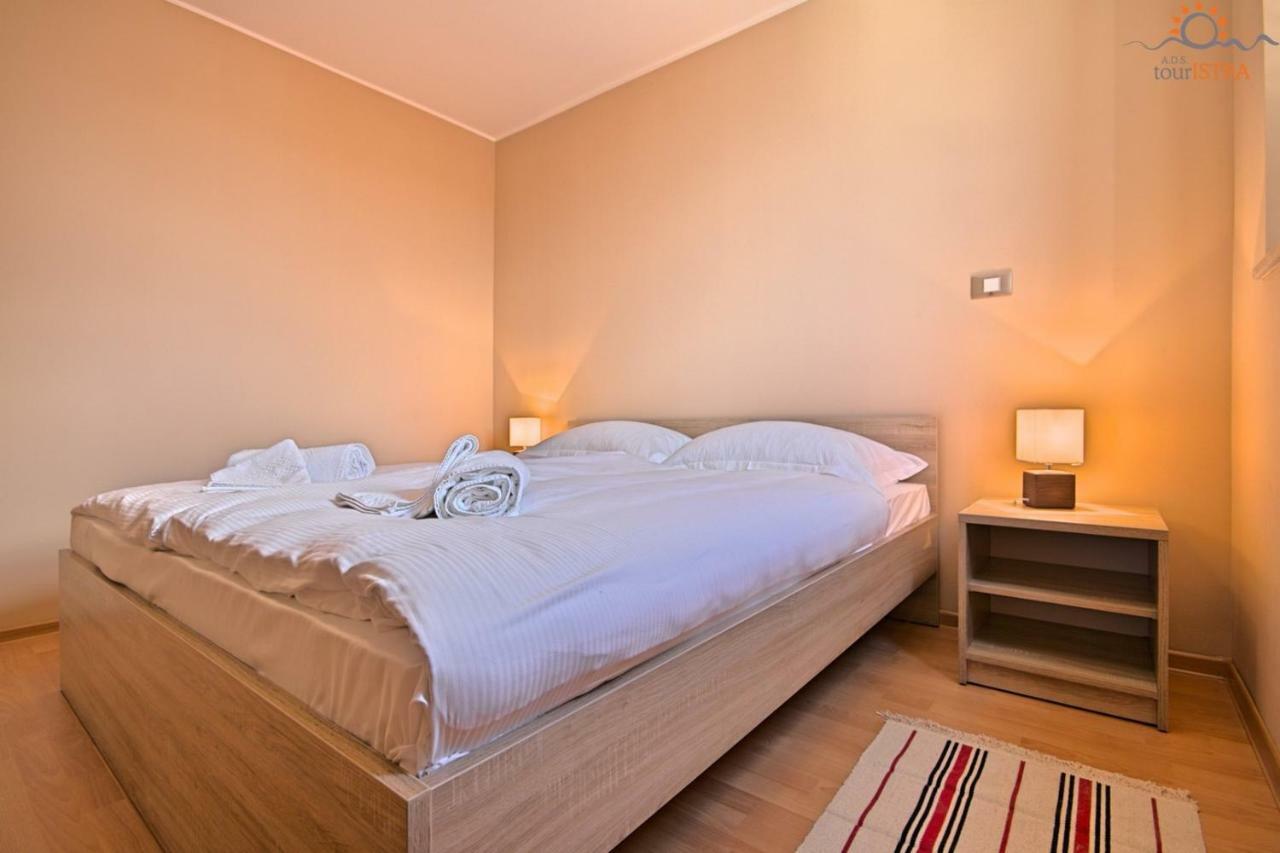 Rotonda Inn Novigrad Novigrad  Bagian luar foto