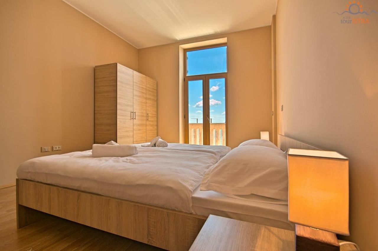 Rotonda Inn Novigrad Novigrad  Bagian luar foto